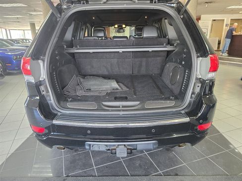 Used 2017 Jeep Grand Cherokee Overland image 35
