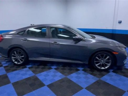 Certified 2019 Honda Civic EX image 9