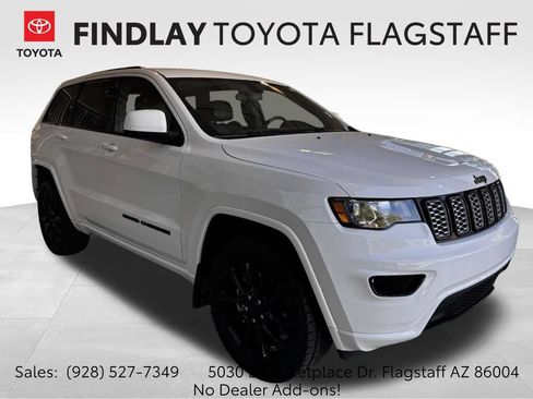 Used 2021 Jeep Grand Cherokee Laredo X AWD/4WD image 1
