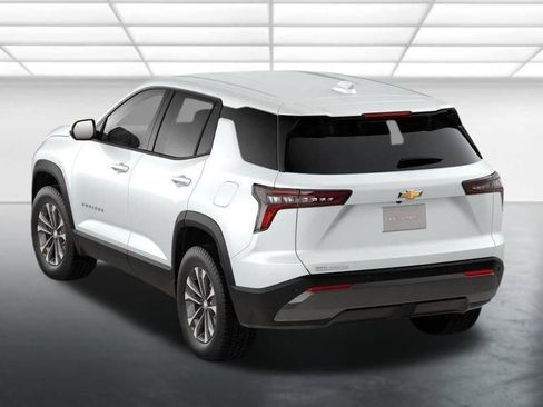 New 2026 Chevrolet Equinox LT FWD image 14