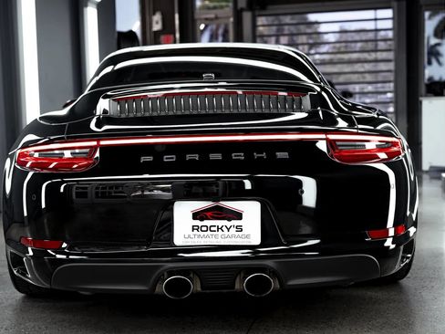 Used 2019 Porsche 911 Targa 4 AWD/4WD image 47
