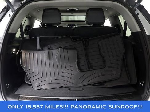 Used 2023 Jeep Grand Cherokee L Limited AWD/4WD image 30
