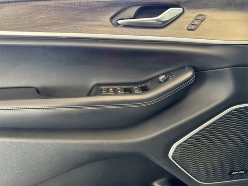 Used 2021 Jeep Grand Cherokee L Limited image 10