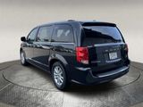 Used 2019 Dodge Grand Caravan SXT image 5