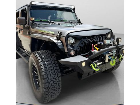 Used 2016 Jeep Wrangler Unlimited Rubicon w/ Connectivity Group AWD/4WD image 41