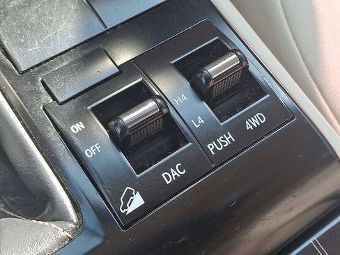 Used 2020 Lexus GX 460 Premium AWD/4WD image 26