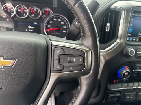 Used 2021 Chevrolet Silverado 1500 LT image 29
