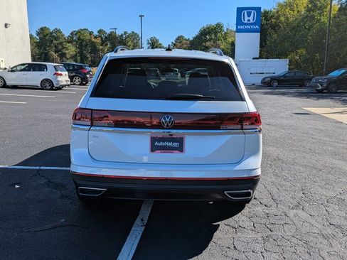 New 2026 Volkswagen Atlas SE image 6