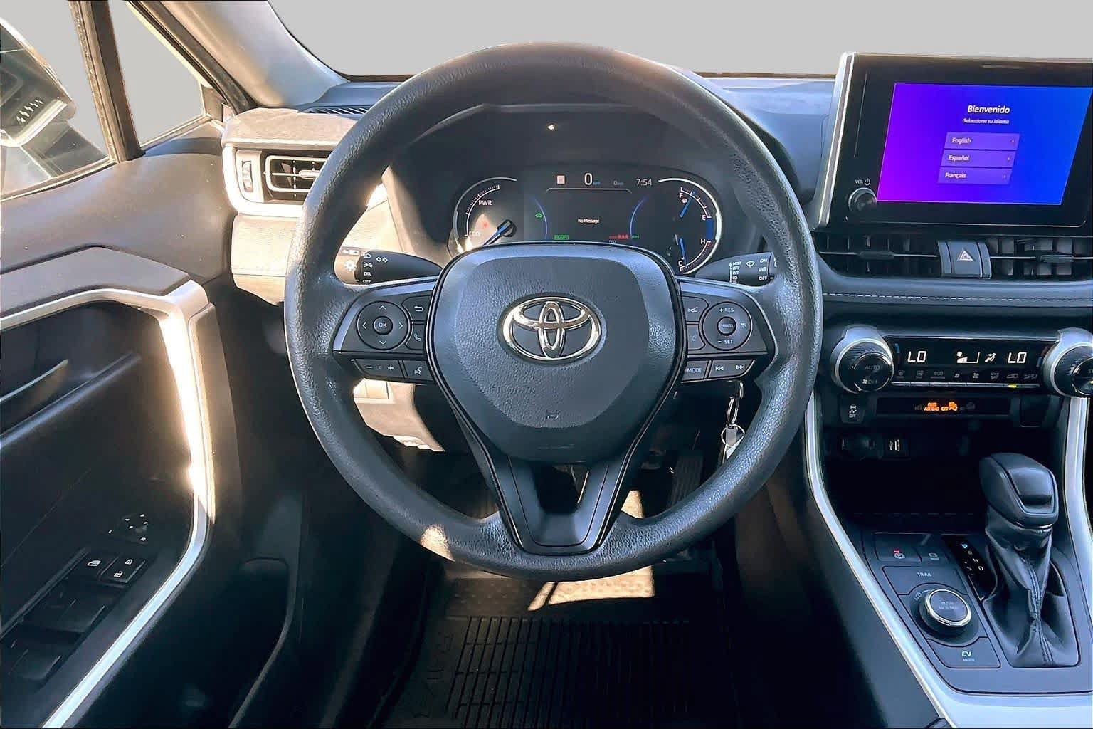 Certified 2024 Toyota RAV4 LE AWD/4WD image 5