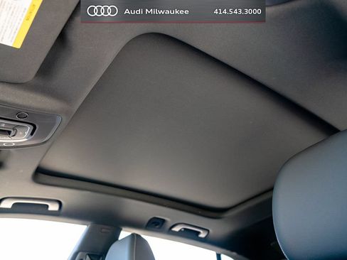Used 2023 Audi Q8 Premium Plus w/ Premium Plus Package AWD/4WD image 22