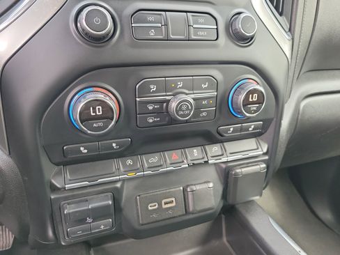 Used 2019 Chevrolet Silverado 1500 RST w/ All-Star Edition AWD/4WD image 27