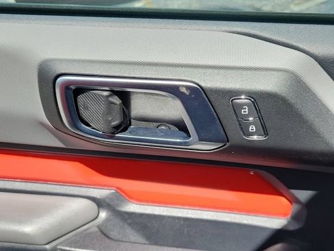 Used 2022 Ford Bronco 2-Door AWD/4WD image 17