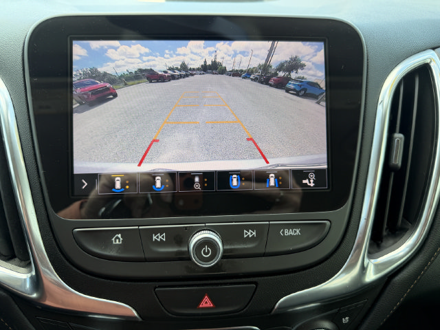 Used 2021 Chevrolet Equinox Premier FWD image 25