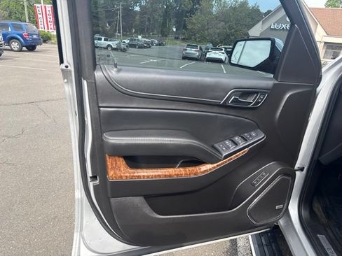 Used 2016 Chevrolet Tahoe LTZ AWD/4WD image 13