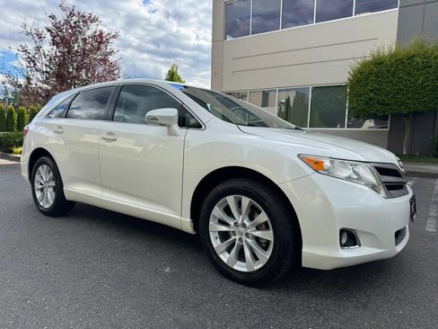 Used 2014 Toyota Venza LE w/ LE Convenience Package AWD/4WD image 1