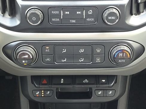 Used 2018 Chevrolet Colorado LT w/ Luxury Package, Chrome image 33