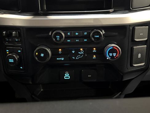 Used 2024 Ford F550 4x4 Crew Cab Super Duty image 29