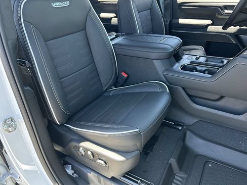 New 2026 GMC Sierra 2500 AT4X AWD/4WD image 28