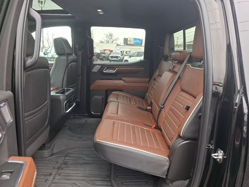 Used 2024 GMC Sierra 1500 Denali Ultimate image 11