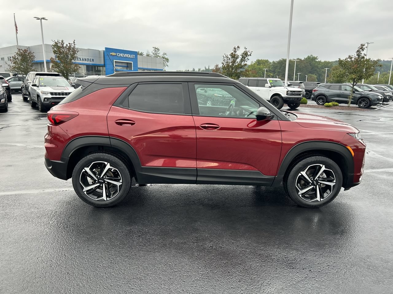 Used 2023 Chevrolet TrailBlazer RS AWD/4WD image 8