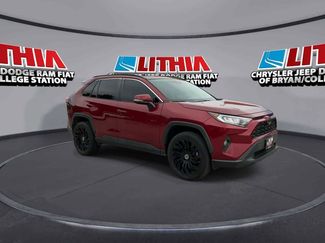 Used 2020 Toyota RAV4 XLE Premium FWD video 2
