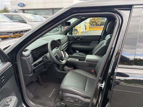 Used 2026 Hyundai Santa Fe Calligraphy AWD/4WD image 5