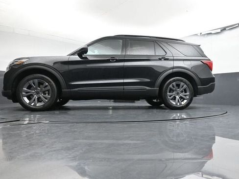 New 2026 Ford Explorer Active w/ Active Comfort Package image 27