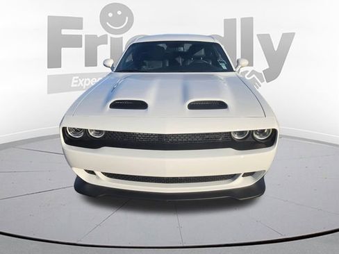 Used 2023 Dodge Challenger SRT Hellcat RWD image 2
