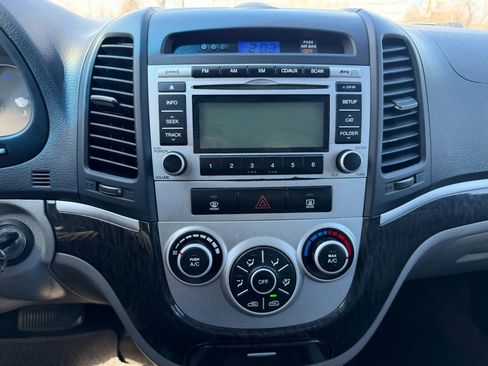 Used 2009 Hyundai Santa Fe SE AWD/4WD image 16