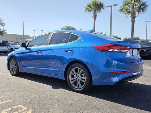 Used 2018 Hyundai Elantra SEL FWD image 4