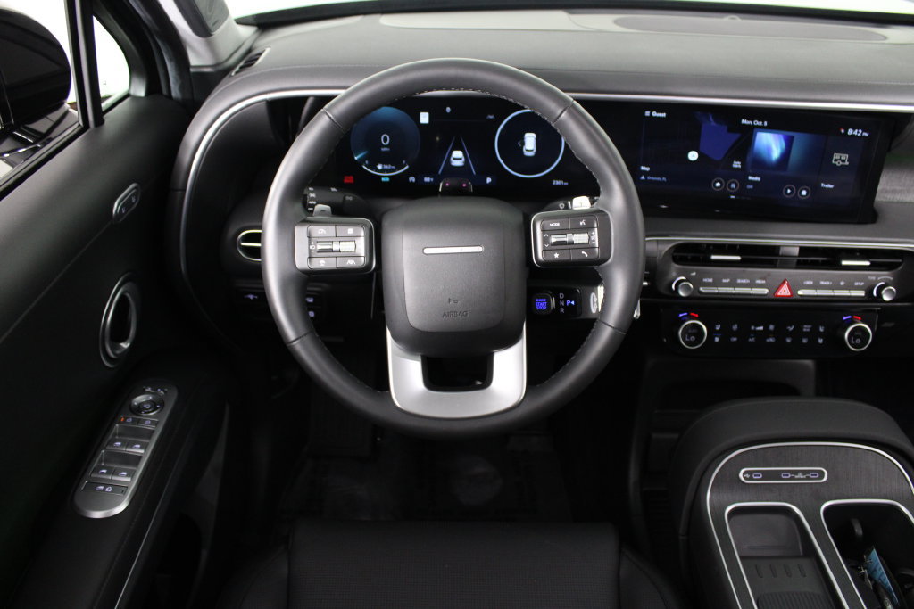 Certified 2026 Hyundai Palisade Limited FWD image 8