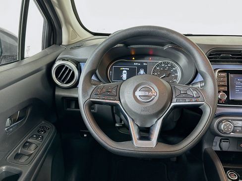 Used 2025 Nissan Versa SV FWD image 18