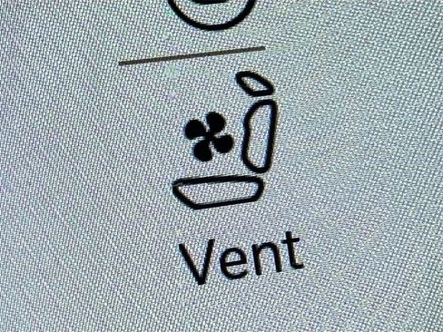 Used 2023 Jeep Wagoneer L 4WD image 22