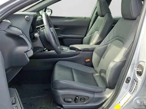 Used 2024 Lexus UX 250h AWD w/ Premium Package image 14