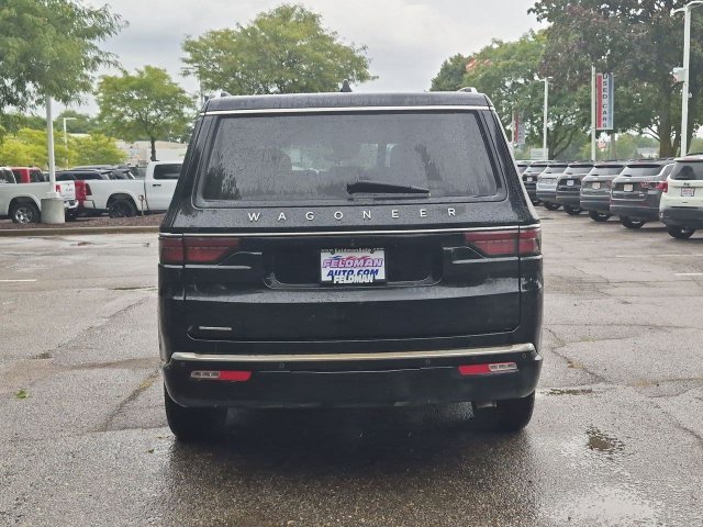 Used 2023 Jeep Wagoneer 4WD w/ Convenience Group I image 4