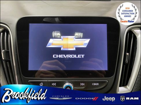 Used 2025 Chevrolet Malibu LT image 19