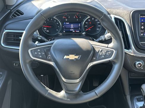 Used 2023 Chevrolet Equinox LT image 19