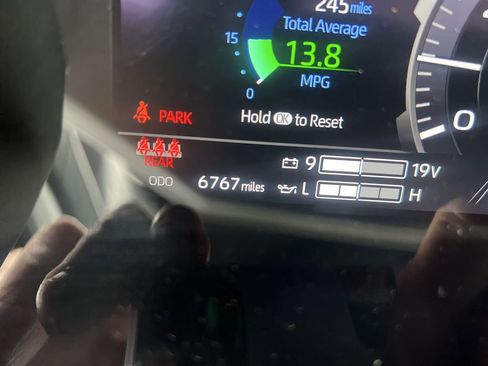 New 2025 Toyota Tundra Limited image 19