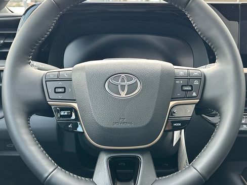 New 2026 Toyota Crown Platinum image 20