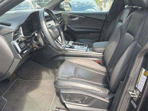 Used 2020 Audi Q8 Premium Plus w/ Premium Plus Package AWD/4WD image 12