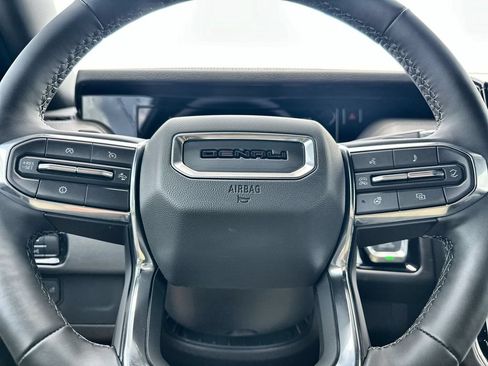 New 2026 GMC Yukon Denali w/ LPO, Floor Liner Package RWD image 33