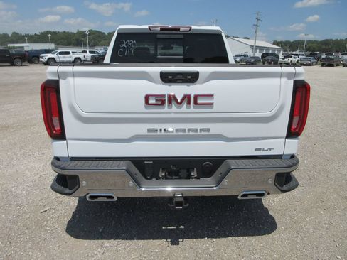 New 2026 GMC Sierra 1500 SLT w/ SLT Premium Plus Package AWD/4WD image 7