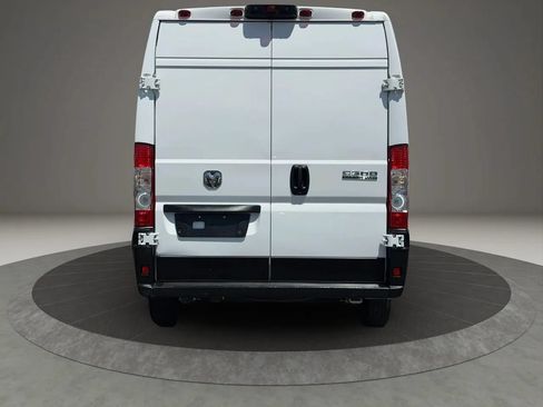 Used 2025 RAM ProMaster 2500 w/ Convenience Group FWD image 5