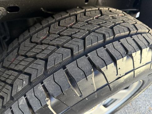 Used 2022 Chevrolet Colorado W/T image 20