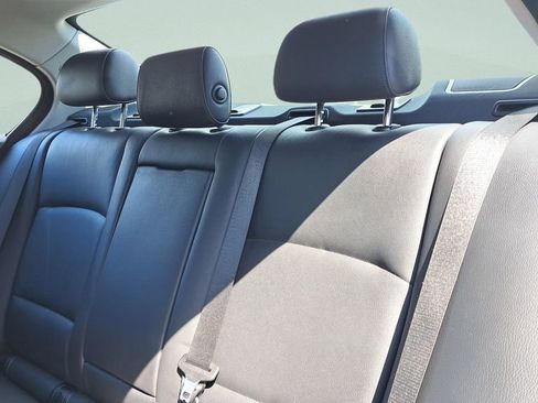 Used 2013 BMW 535i xDrive Sedan image 17