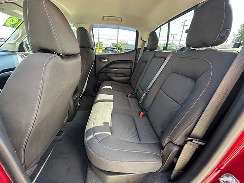 Used 2019 Chevrolet Colorado LT w/ LT Convenience Package AWD/4WD image 15
