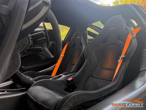 Used 2021 McLaren 765LT RWD image 24