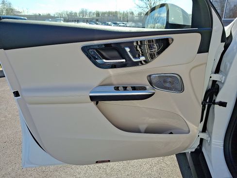 New 2026 Mercedes-Benz GLC 300 4MATIC image 11