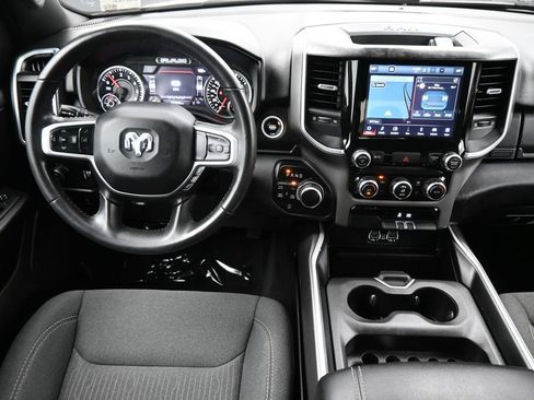 Used 2022 RAM 1500 Big Horn AWD/4WD image 5