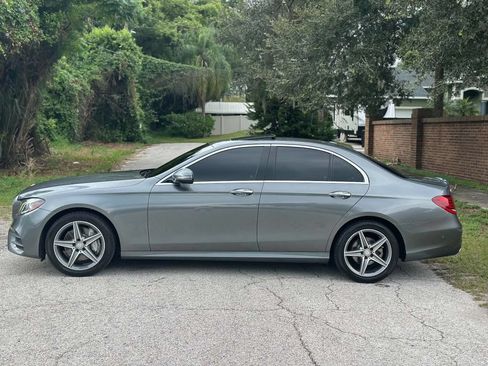 Used 2017 Mercedes-Benz E 300 image 2